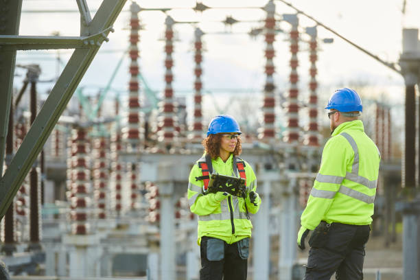 Best Emergency Electrician Near Me  in Happy Valley, OR