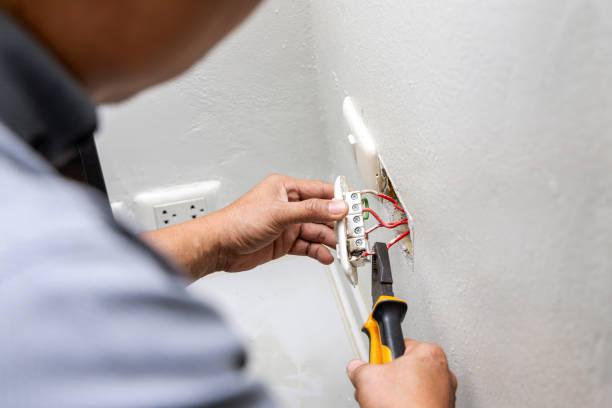 Best 24-Hour Electrician  in Happy Valley, OR