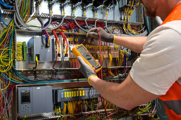 Best Affordable Emergency Electrician  in Happy Valley, OR